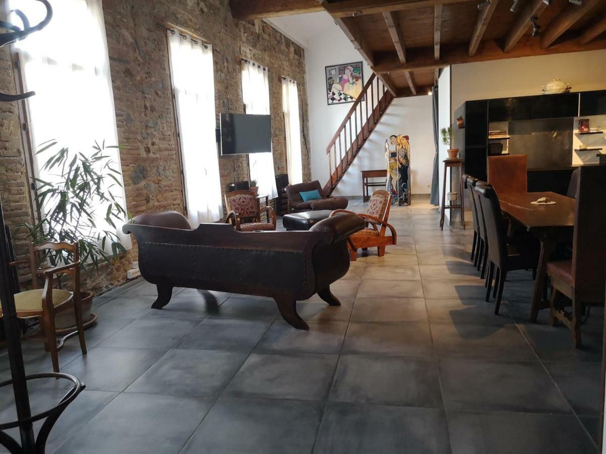 Hotel El Castell Embruixat Saint-Hippolyte  Esterno foto